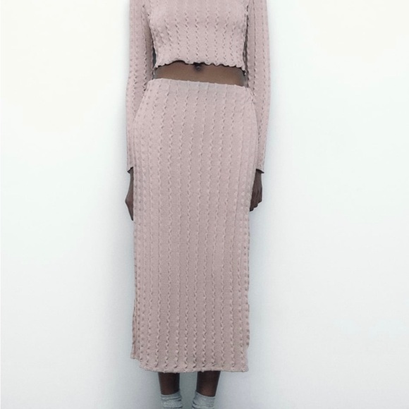 ZARA MIDI SKIRT. Size M. - Picture 4 of 7